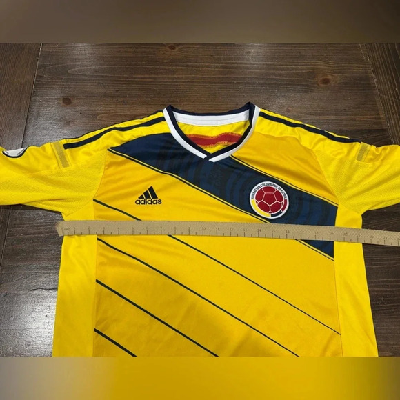 Colombia 2014 Home Football Soccer Jersey - Picture 9 of 9
